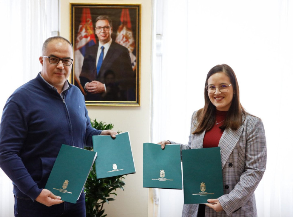 Ministarka Pavkov potpisala ugovore za nastavak izgradnje kanalizacione mreže u opštini Temerin