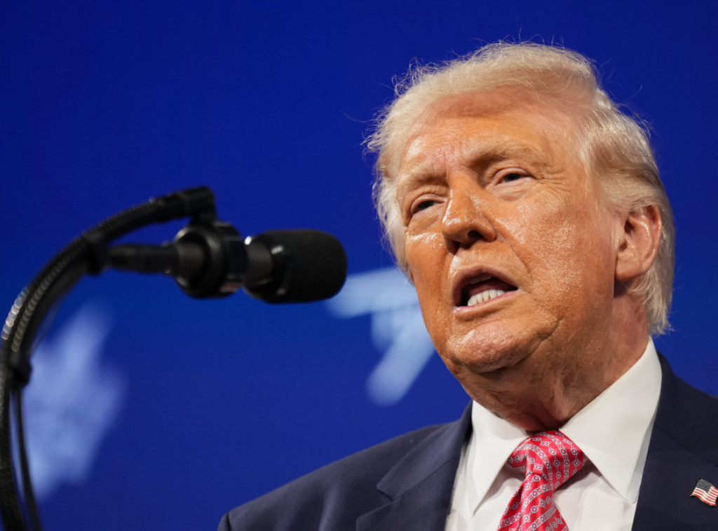 Tramp najavio da će britanski kralj Čarls III i kraljica Kamila posetiti SAD u aprilu