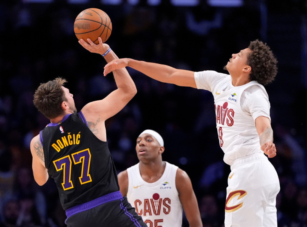 Košarkaši Detroita pobedili Toronto, LA Lejkersi savladali Klivlend u NBA ligi