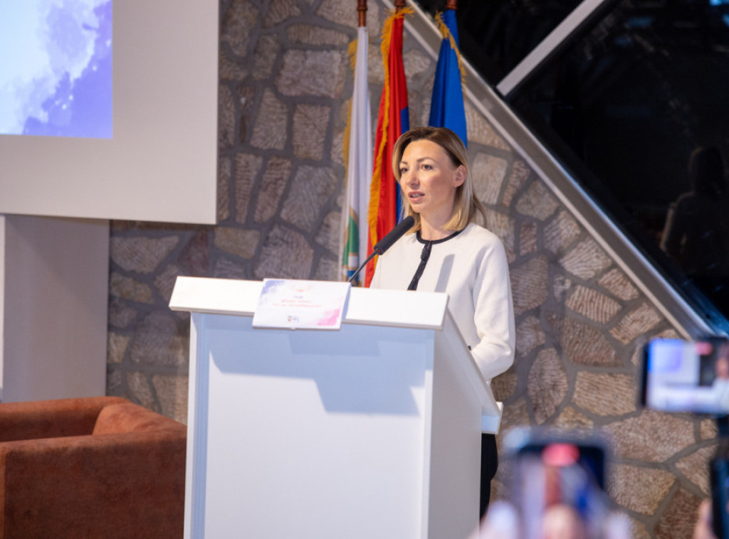 Tatjana Macura u Sjenici: Veće učešće žena u odlučivanju ključ razvoja lokalne zajednice