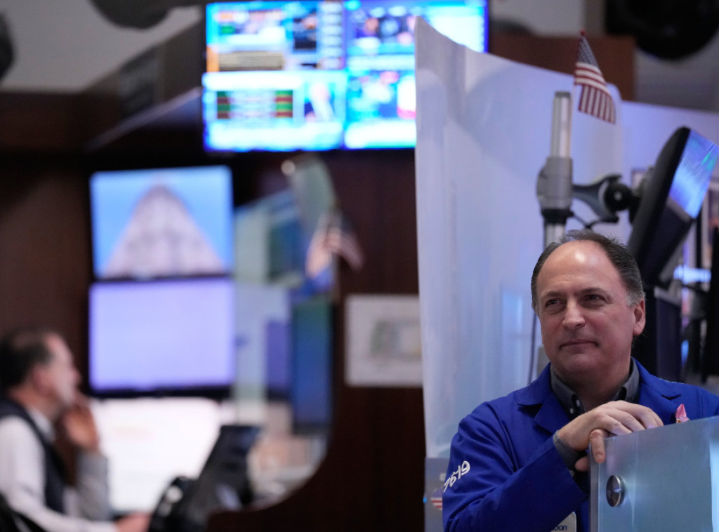 Trampove najave snažnih udara na Iran oborile evropske indekse i podigle cene nafte