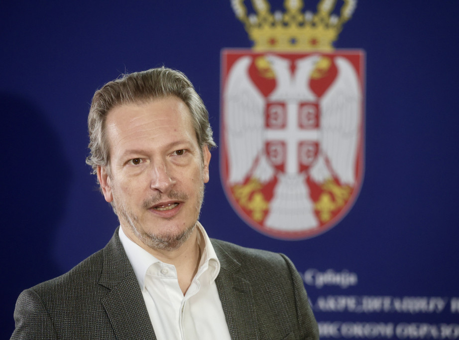 Vesović: E-mobilnost tema koju Srbija mora da prepozna, važan dijalog sa svim akterima