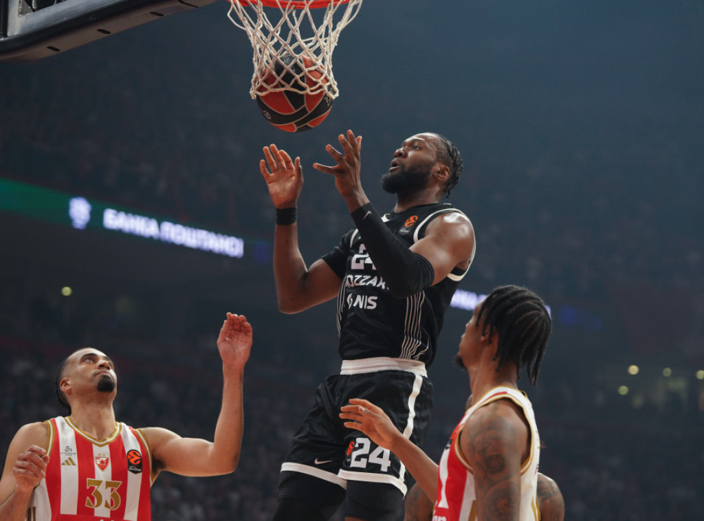 Košarkaši Partizana drugi put u sezoni pobedili Zvezdu u evroligaškom derbiju