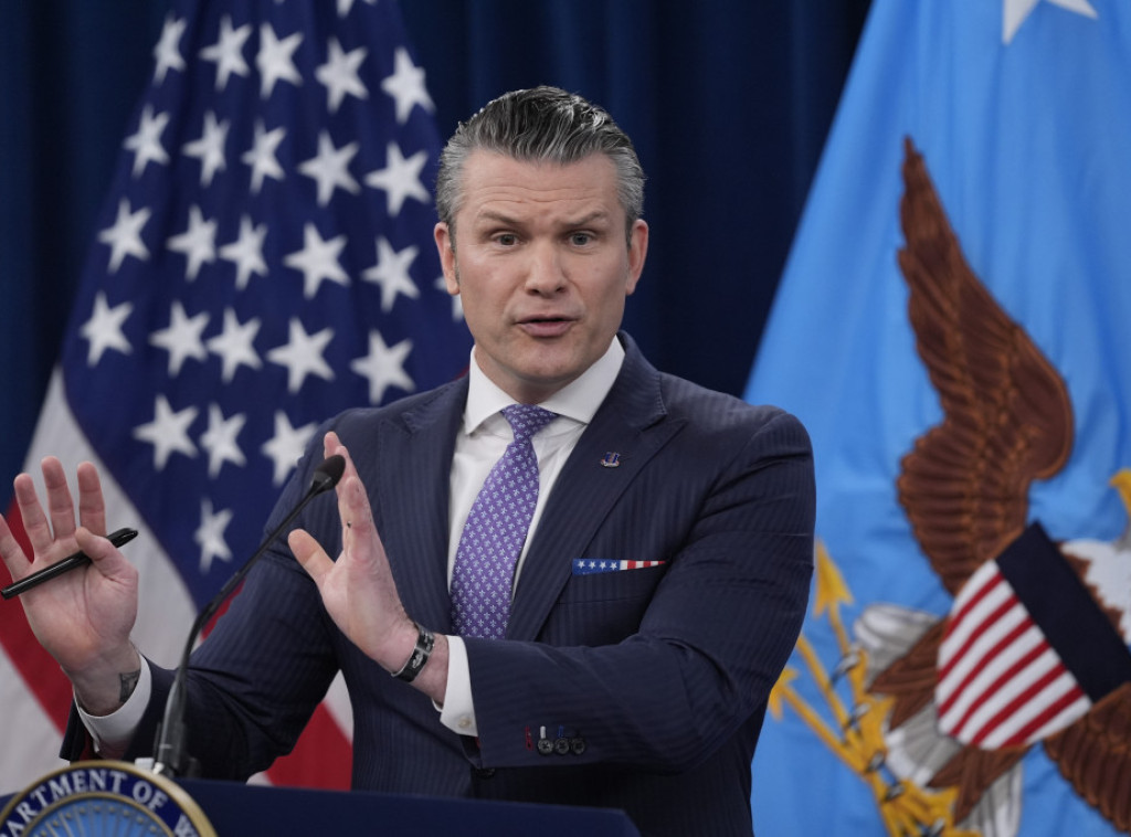 CBS: Hegset traži smenu načelnika štaba kopnene vojske SAD