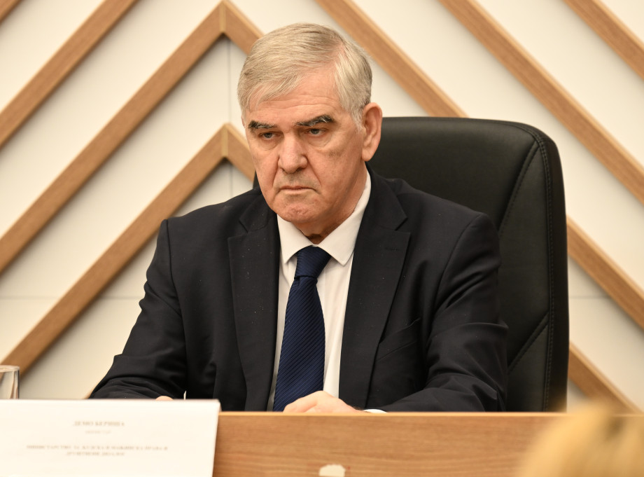 Ministar Beriša čestitao Uskrs kardinalu Ladislavu Nemetu i vernicima