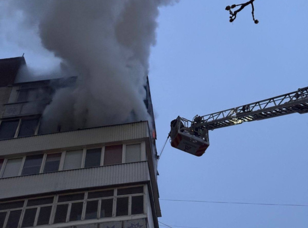 Ruski dron pogodio stambenu zgradu u gradu Sumi, ima povređenih