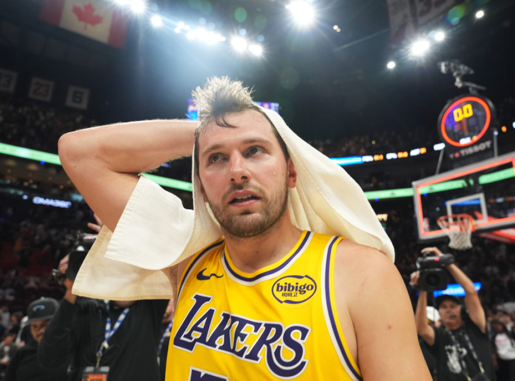 Slovenački košarkaš Luka Dončić zbog povrede završio regularni deo sezone u NBA ligi