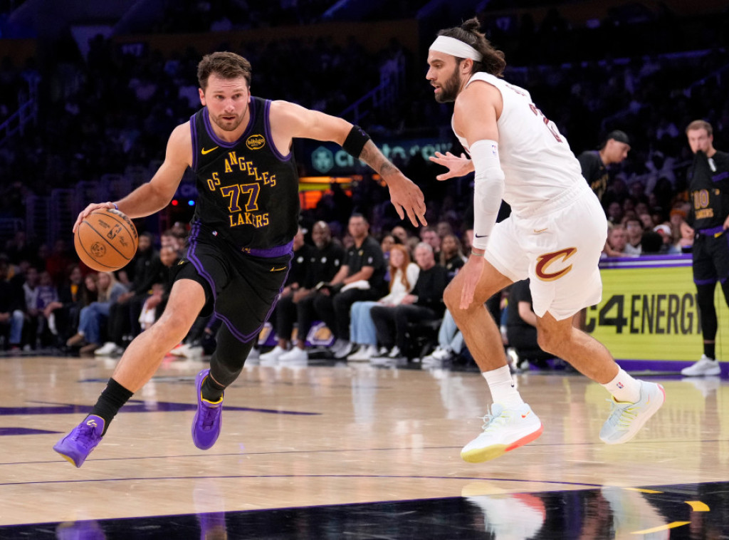 Slovenački košarkaš Luka Dončić zbog povrede završio regularni deo sezone u NBA ligi