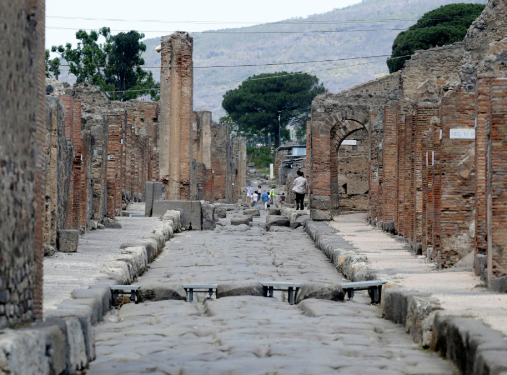 Dronovi, sateliti, roboti i veštačka inteligencija - završen pregled Pompeje