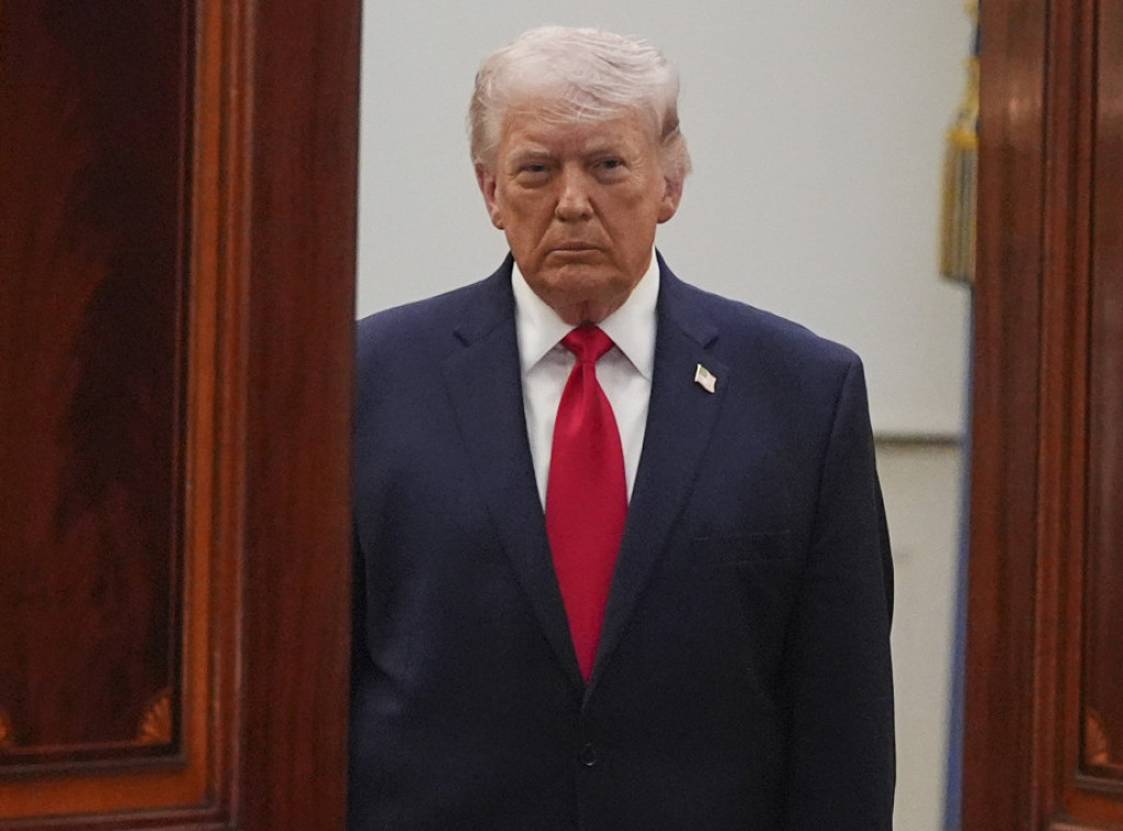 Tramp objavio snimak navodnog velikog napada na Teheran: Ubijeno mnogo iranskih vođa