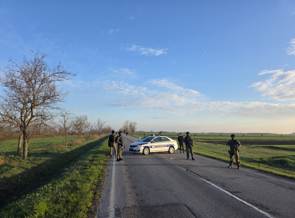 U selu Velebit, Trešnjevac i Vojvode Zimonjić pronađeni sumnjivi predmeti