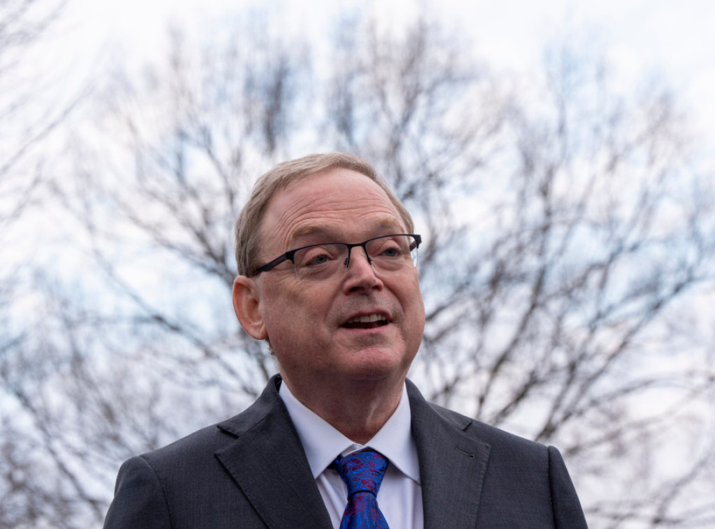 Kevin Haset: Povećana produktivnost u SAD znači da FED može da smanji kamatne stope