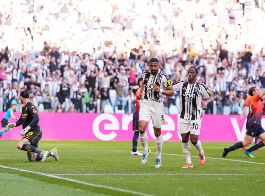 Fudbaleri Juventusa pobedili Đenovu