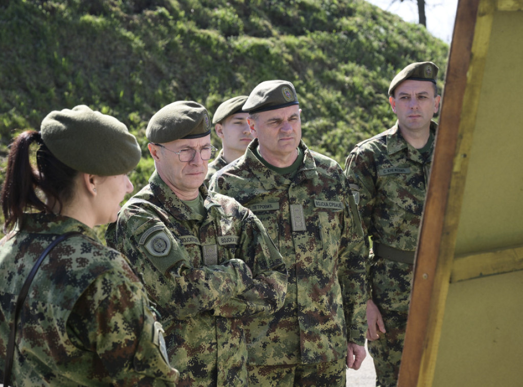 Milan Mojsilović obišao jedinice 608. logističke baze
