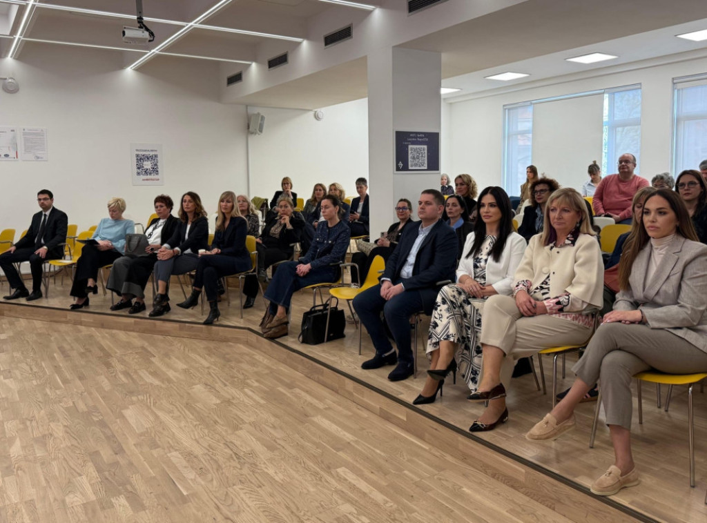 NAJU: Organizovan stručni skup "Susreti trenera"