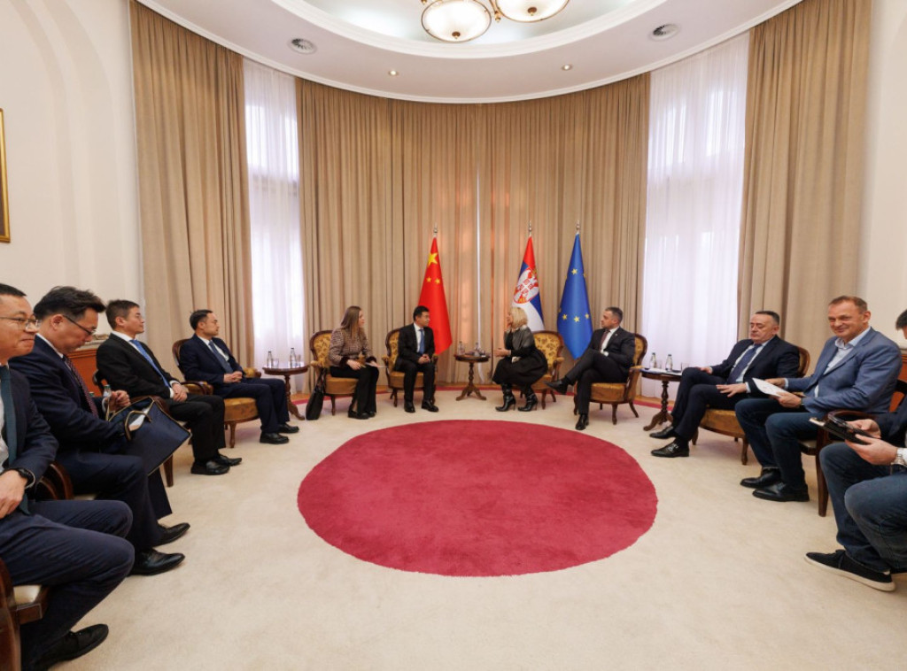 Sofronijevic meets with representatives of China's Shandong Hi-Speed Group