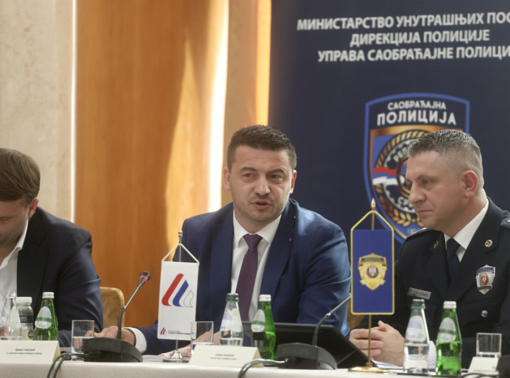 Branko Stamatović: Upotreba pojasa na zadnjem sedištu porasla na oko 33 odsto, ali je to nedovoljno