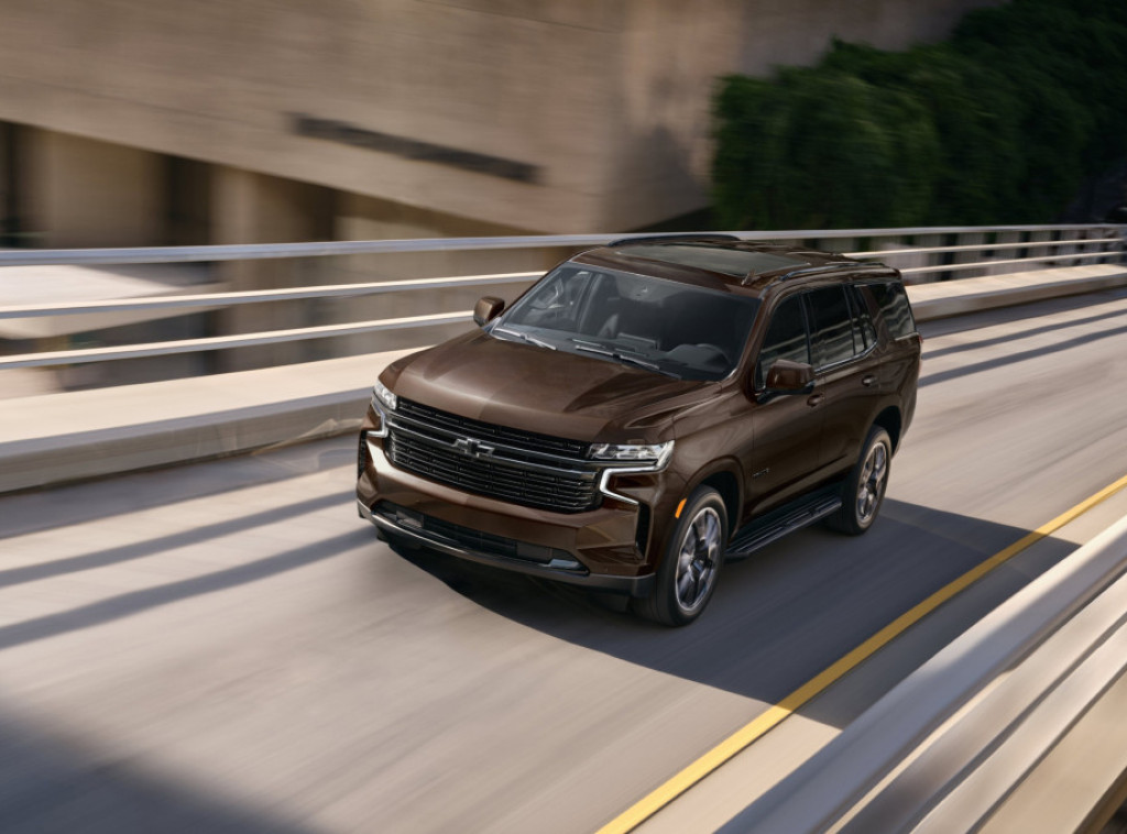 Dženeral motors opozvao više od 270.000 vozila u SAD zbog problema sa rikverc kamerom