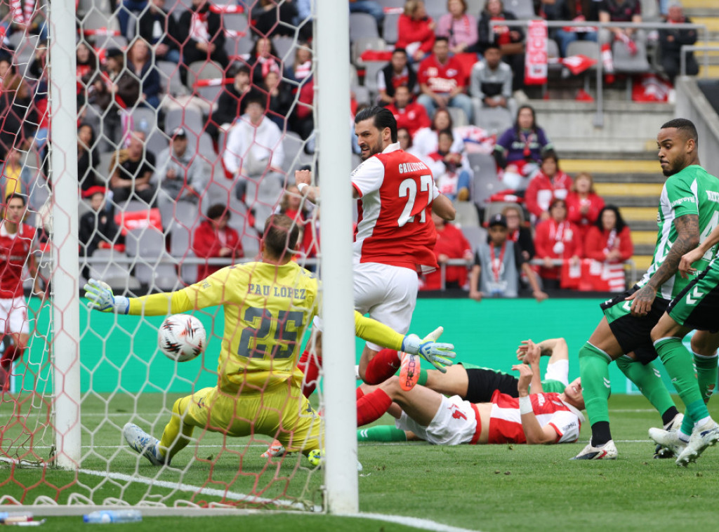 Remi fudbalera Brage i Betisa u prvoj utakmici četvrtfinala Lige Evrope