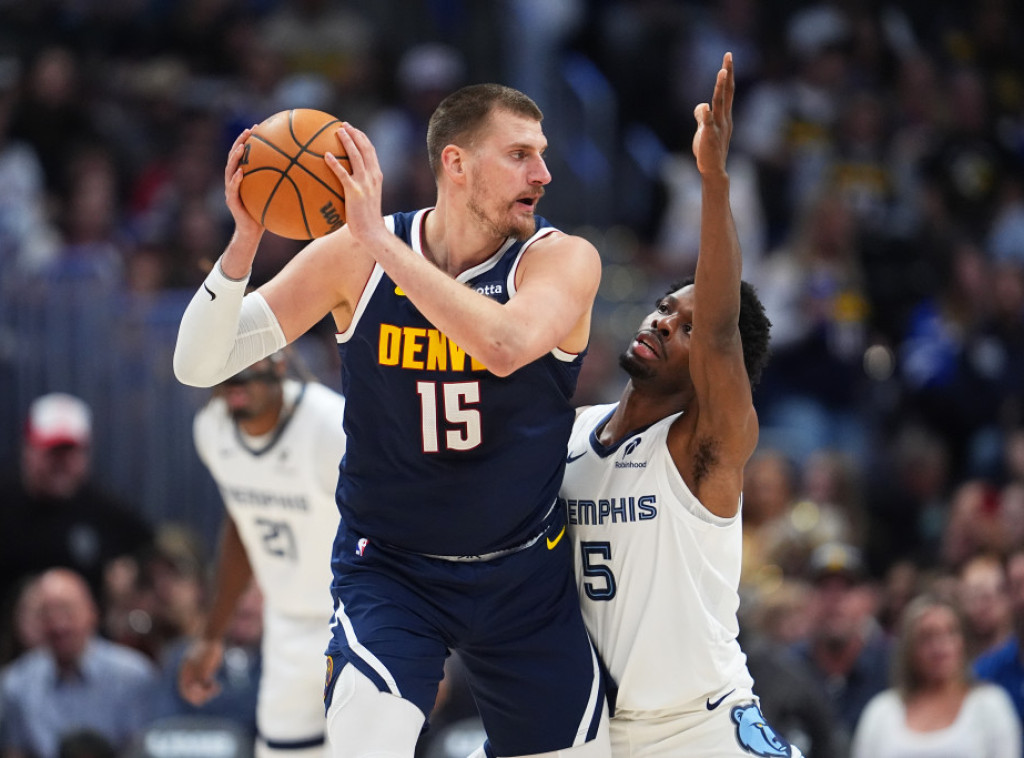 Košarkaši Denvera protiv Memfisa do 10. uzastopne pobede, novi tripl-dabl Jokića