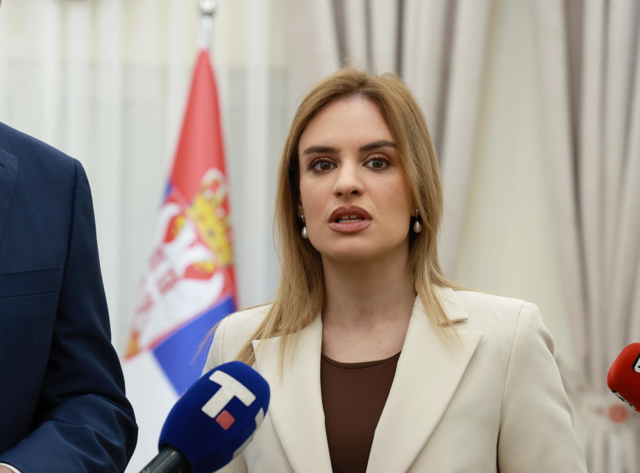 Đurđević Stamenkovski potpisala ugovore sa Savezima osoba sa invaliditetom u iznosu od 52 miliona dinara