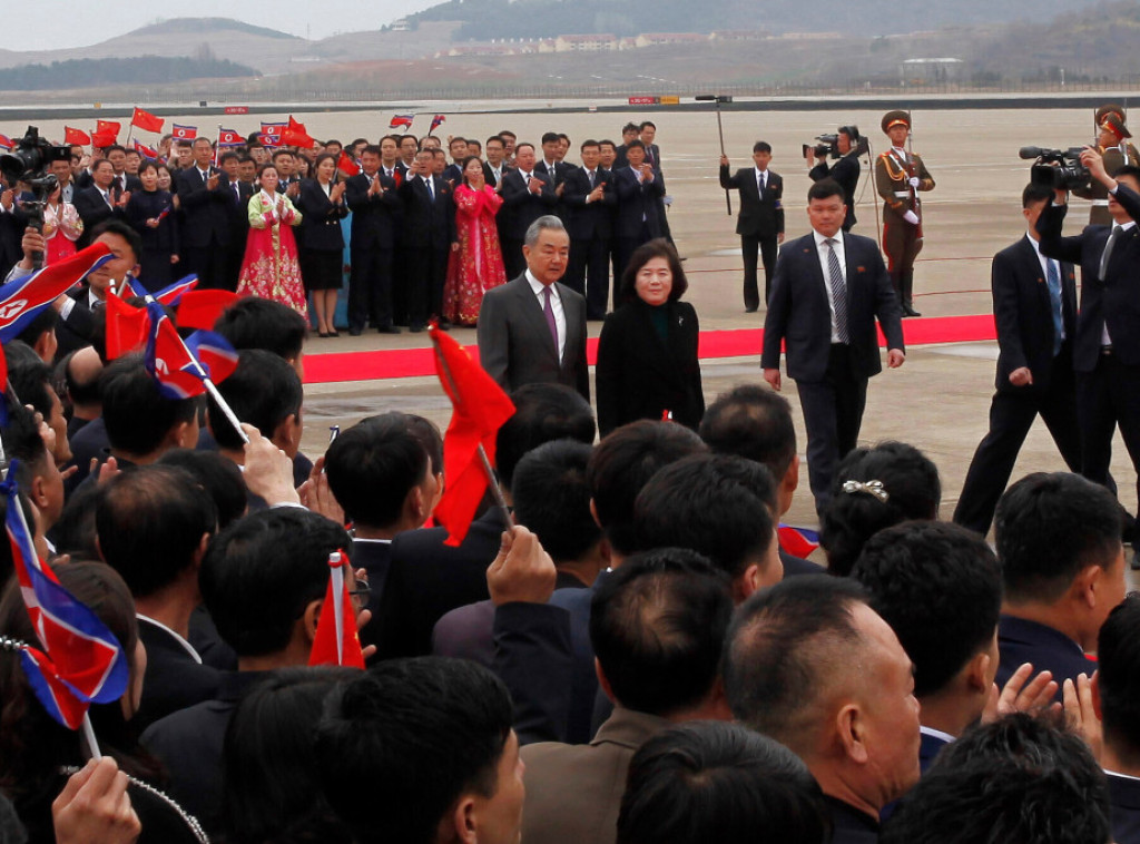 Ministri spoljnih poslova Severne Koreje i Kine razgovarali o jačanju bilateralnih odnosa