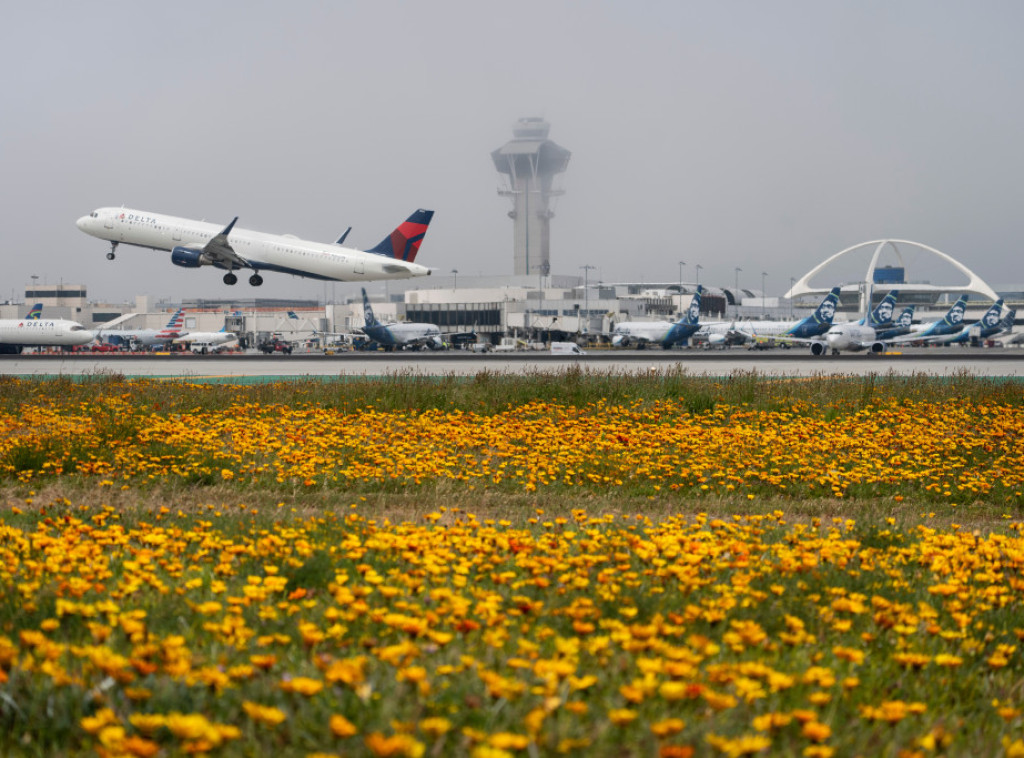Avio-kompanije podižu cene i smanjuju broj letova zbog rasta troškova goriva