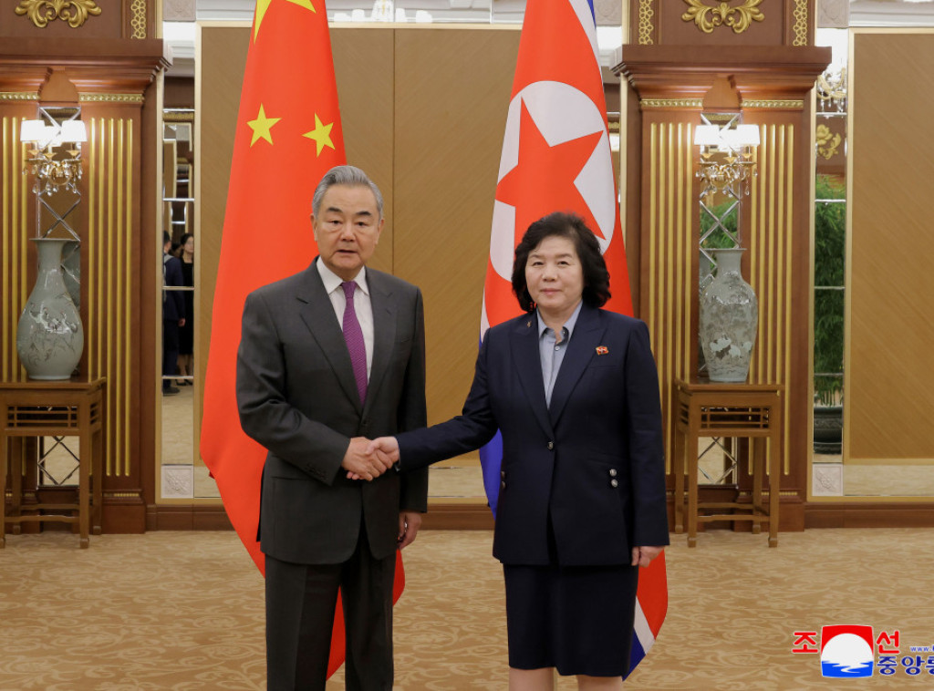 Vang Ji: Kina je spremna da sarađuje sa Severnom Korejom na unapređenju praktične saradnje
