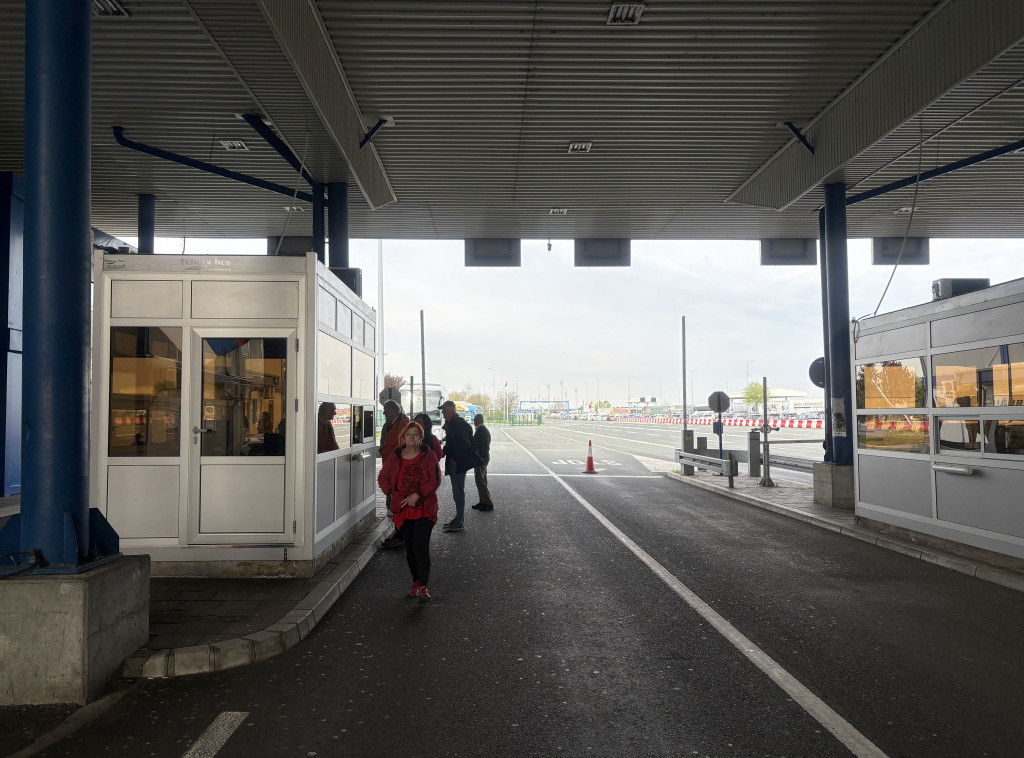 Nema zadržavanja na graničnim prelazima ni za putnička, ni za teretna vozila