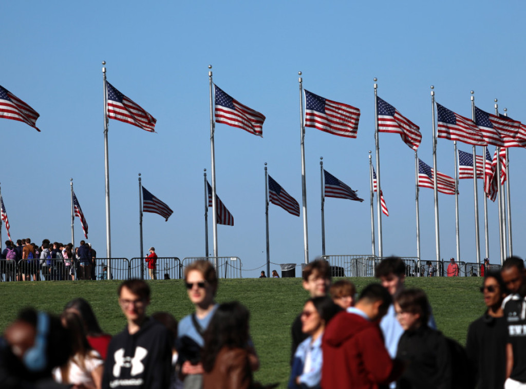 Obaveštajne službe SAD: Iran ima hiljade raketa i kapacitet za oporavak arsenala