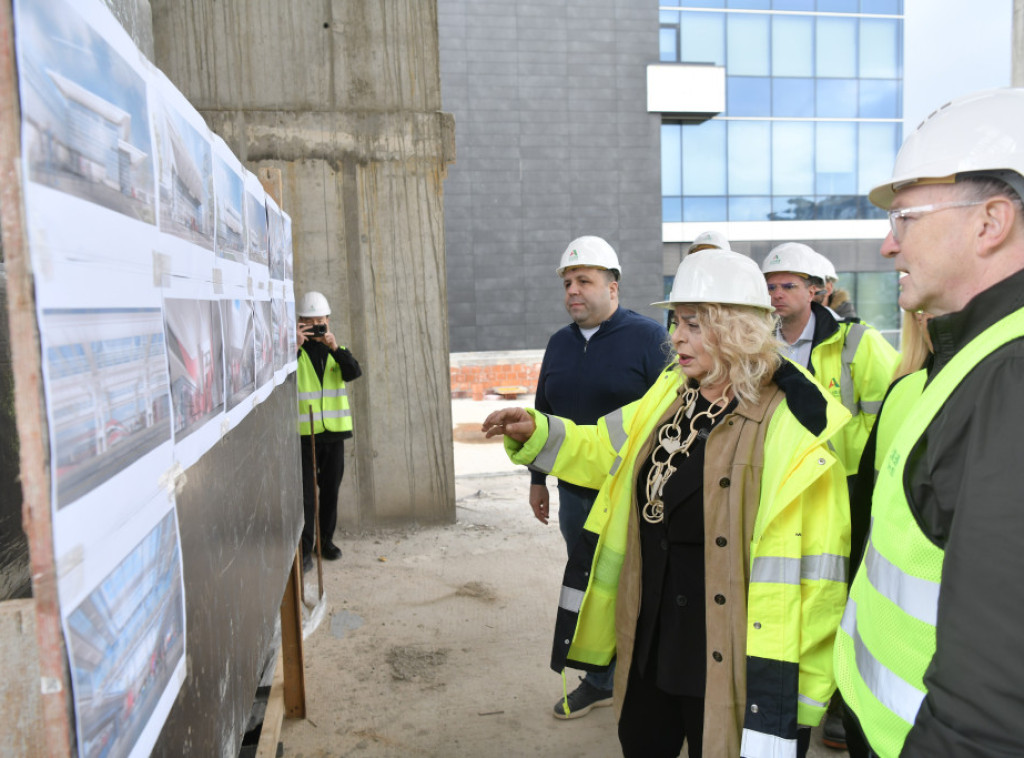 Aleksandra Sofronijević: Napreduju radovi na kompleksu železničke stanice Novi Beograd