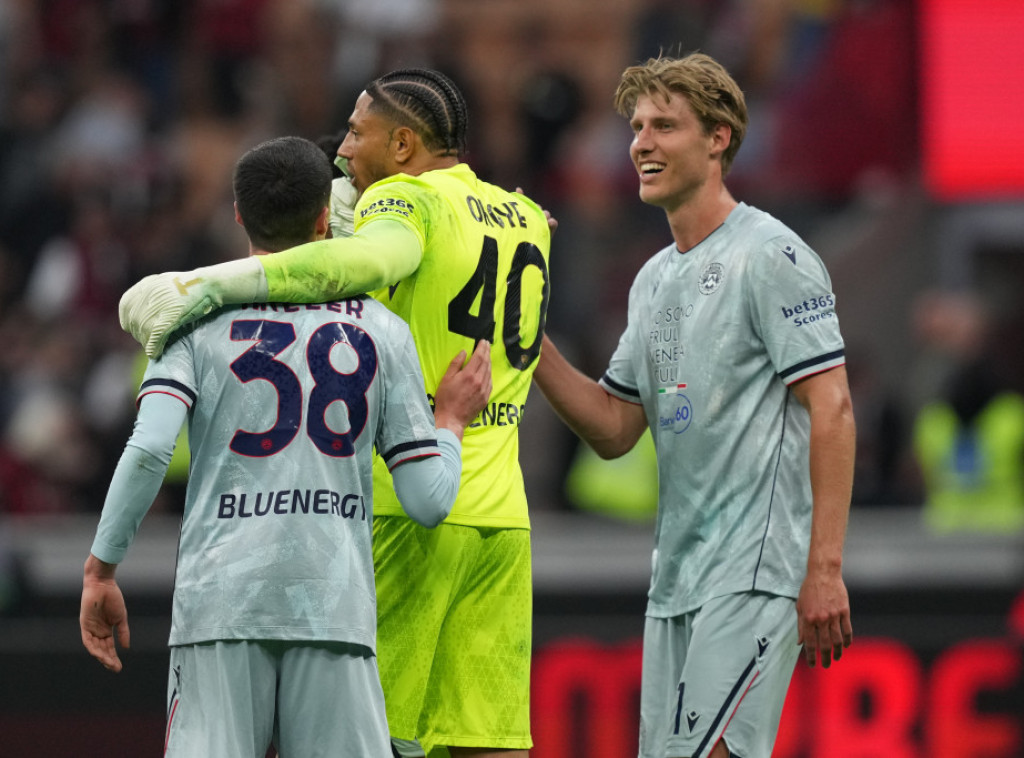 Težak poraz fudbalera Milana na San Siru od Udinezea