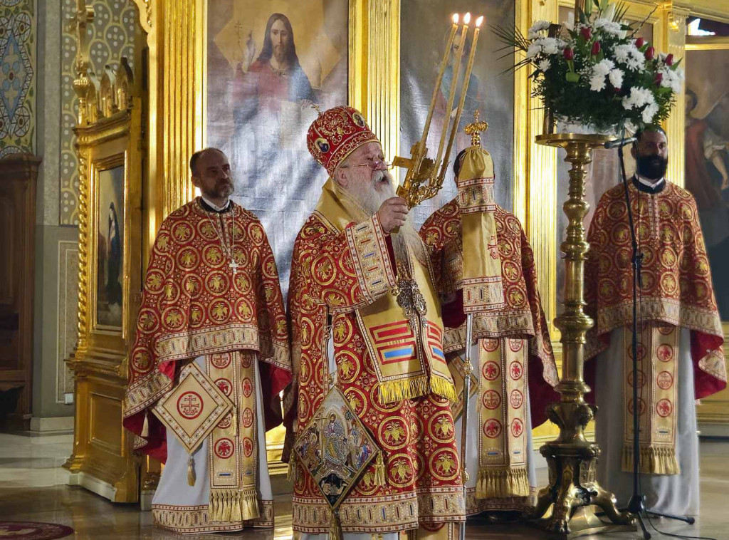 U BiH i Republici Srpskoj obeležen Uskrs, mitropolit Hrizostom služio u Sabornom hramu u Sarajevu