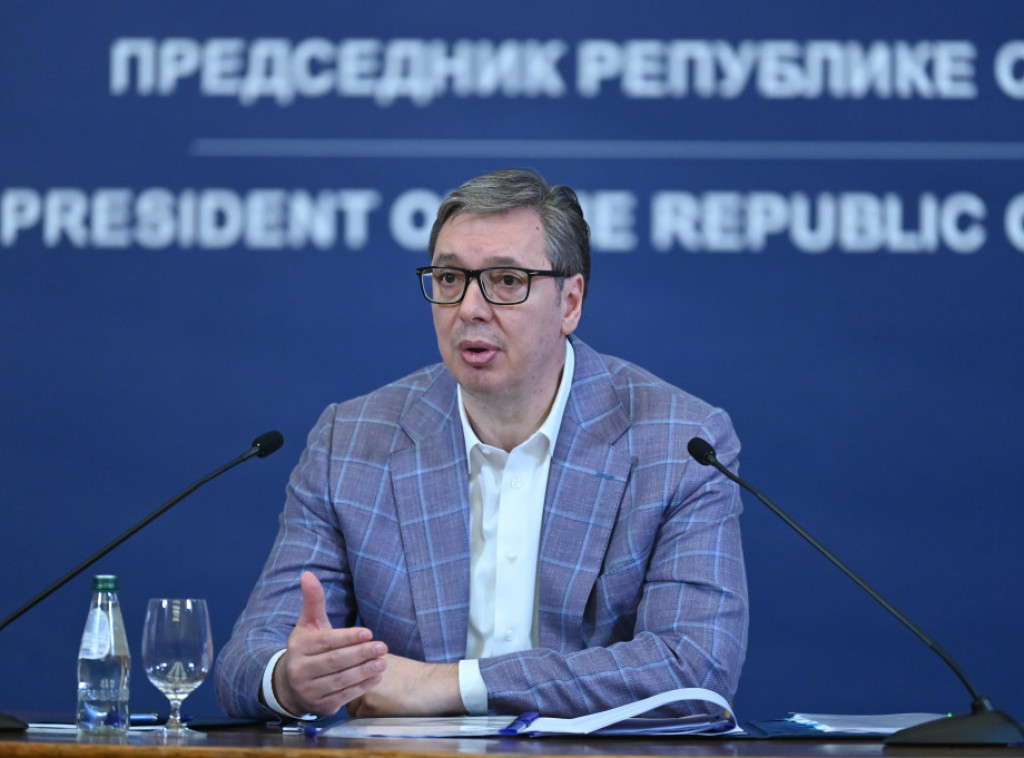 Vucic: Election date depends primarily on external pressure, oil price, NIS issue