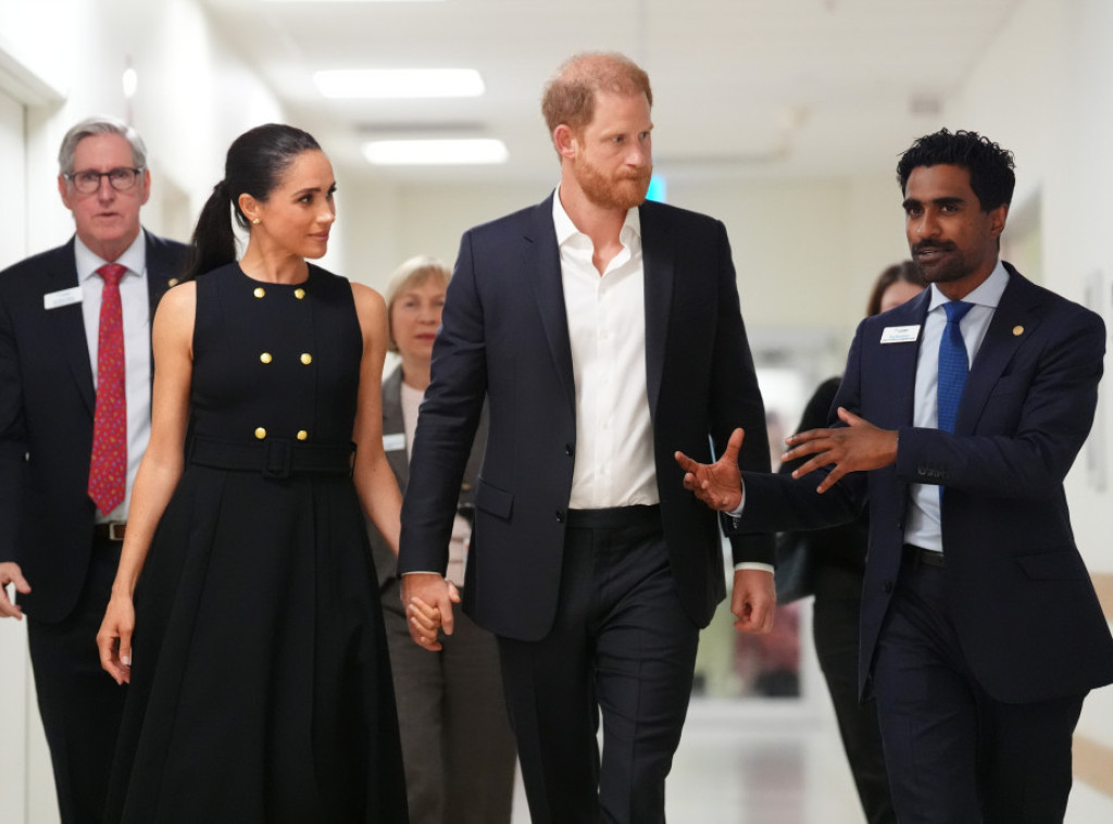 Britanski princ Hari i njegova supruga Megan Markl doputovali u četvorodnevnu posetu Australiji