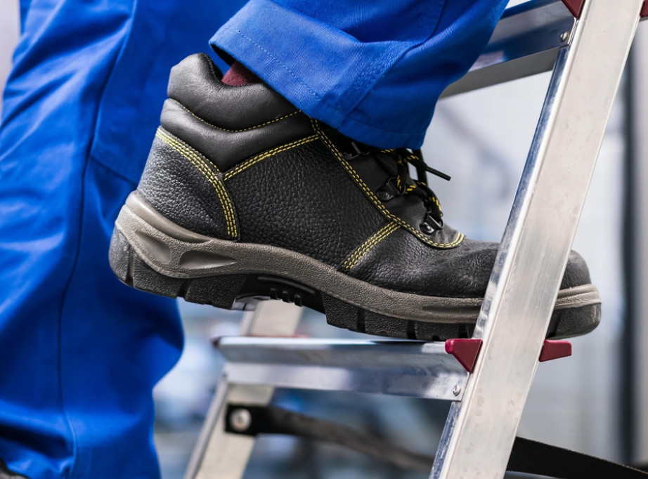 Novi Sad: Krivična prijava protiv vlasnika restorana sa kojeg su pale merdevine na prolaznicu