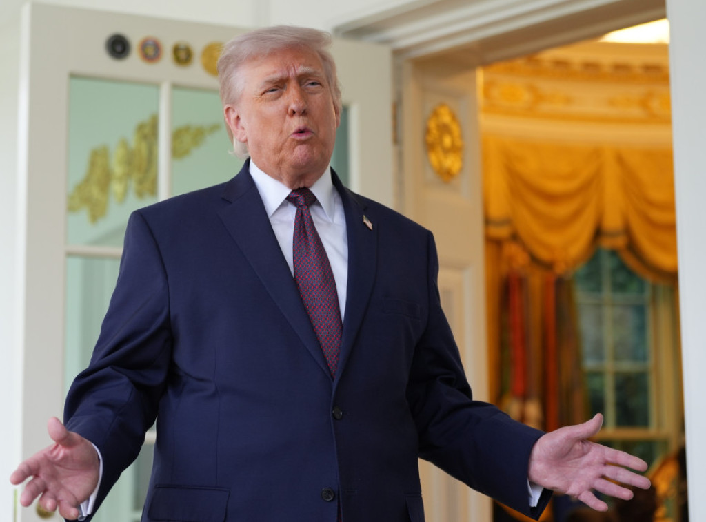 Tramp zapretio raskidanjem trgovinskog sporazuma sa Velikom Britanijom zbog Irana