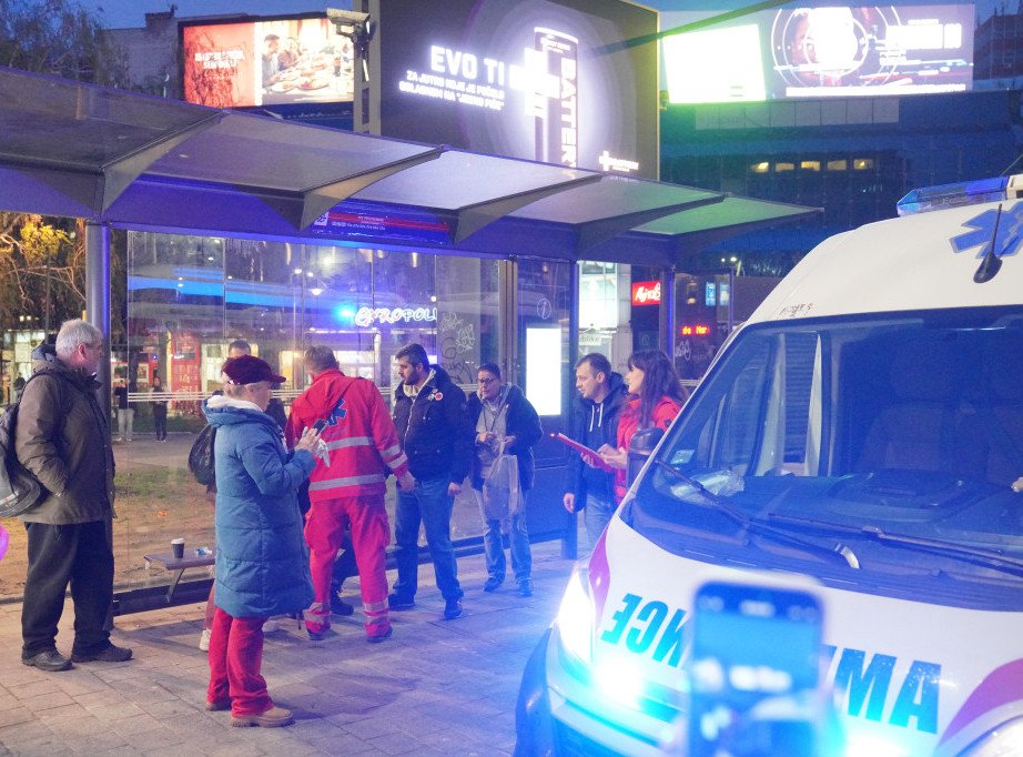 Hitna pomoć: Muškarac teško povređen u udesu u Sremčici