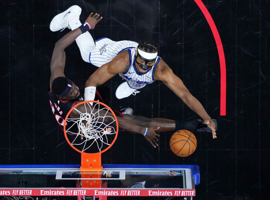 Pobede košarkaša Filadelfije i Golden Stejta u plej-inu NBA lige