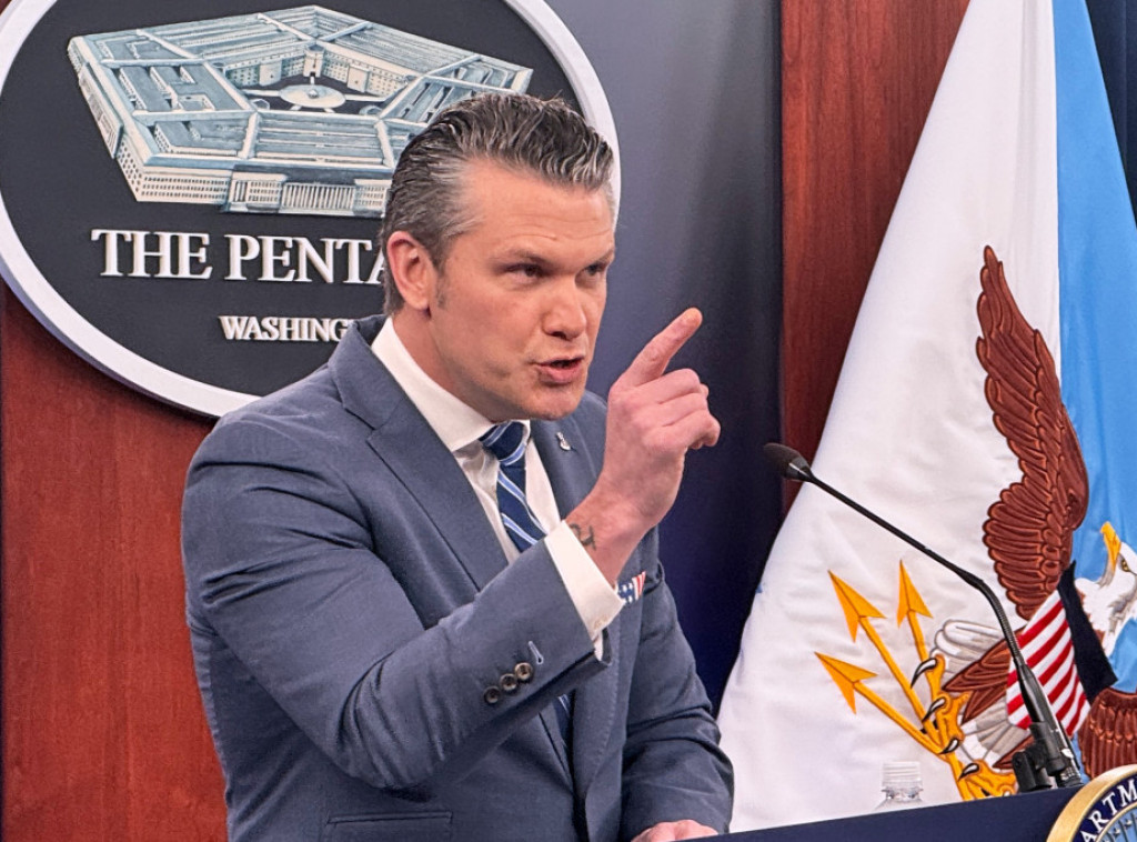 Pit Hegset: SAD, a ne Iran, kontrolišu saobraćaj ka i iz Ormuskog moreuza