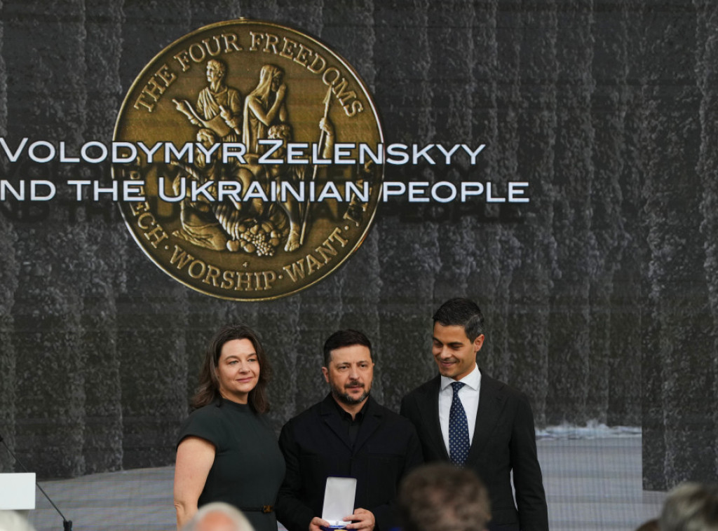 Zelenskom uručeno priznanje "Četiri slobode" za otpor Ukrajine tokom rata