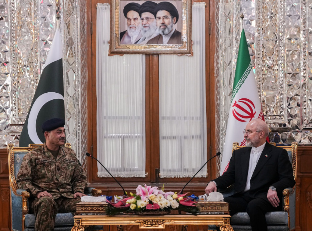 Komandant pakistanske vojske sreo se u Teheranu sa predsednikom iranskog parlamenta