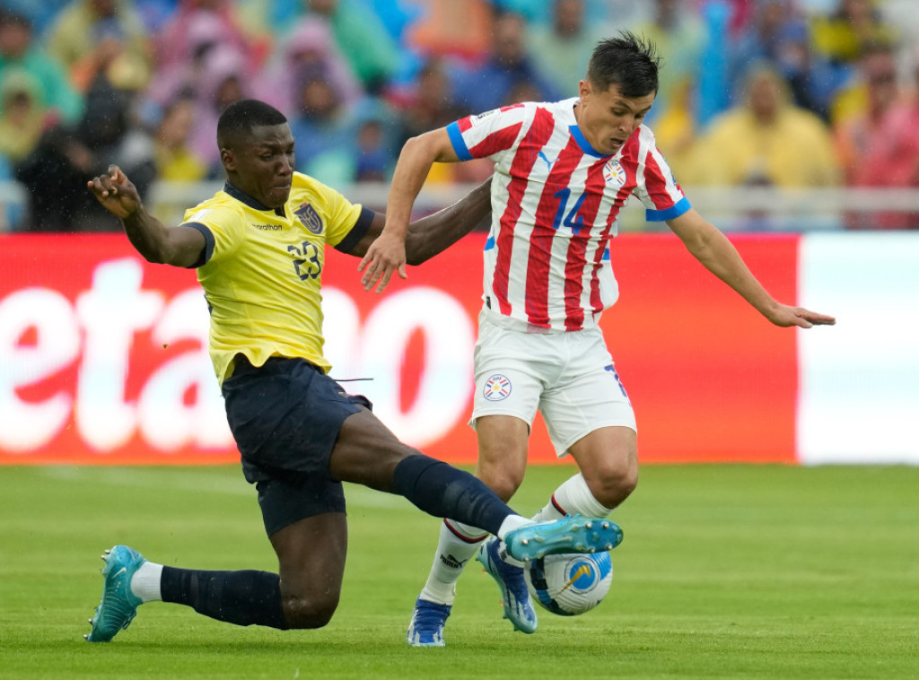 Fudbaler Čelsija Moises Kajsedo potpisao novi dugoročni ugovor