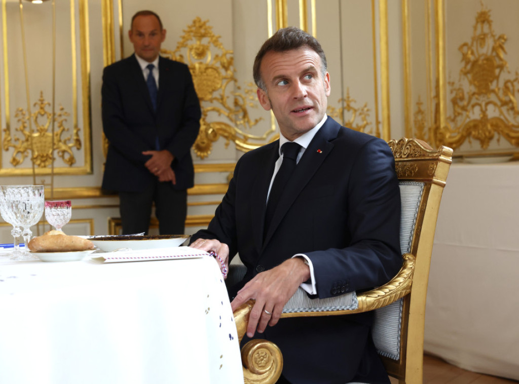 Francuski predsednik Makron pozdravio je objavu Irana o otvaranju Ormuskog moreuza