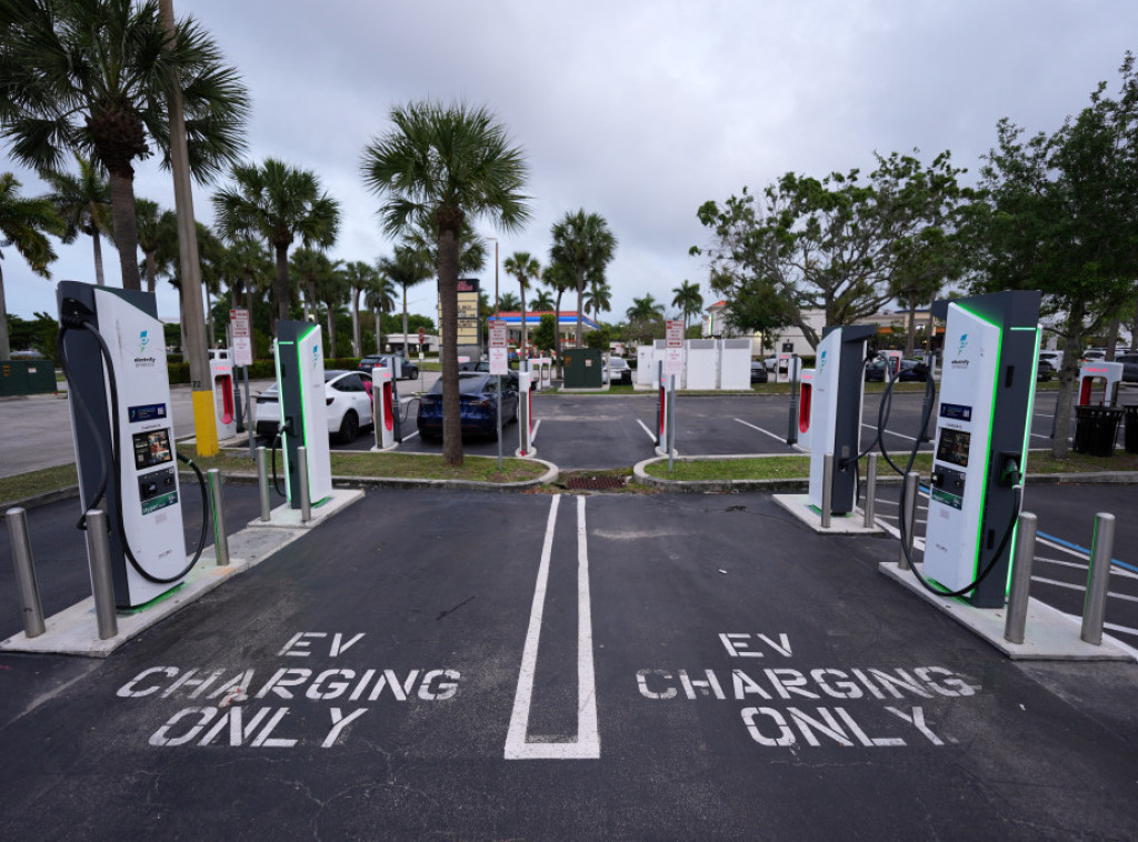 Prodaja električnih vozila u Evropi skočila za 51 odsto zbog rasta cena goriva