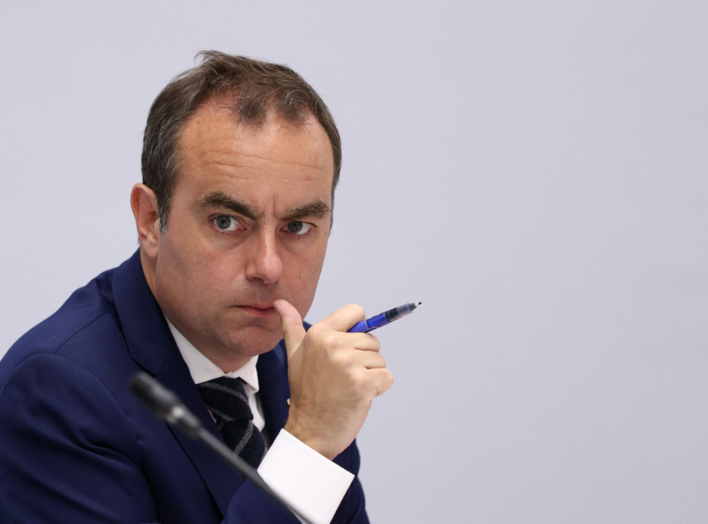 Francuska vlada traži uštede od 4 milijarde evra zbog posledica rata na Bliskom istoku