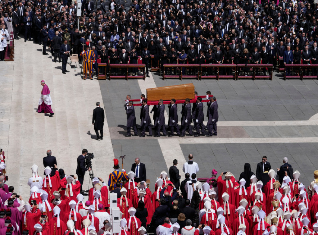 Papa Lav XIV odao počast Franji povodom prve godišnjice smrti