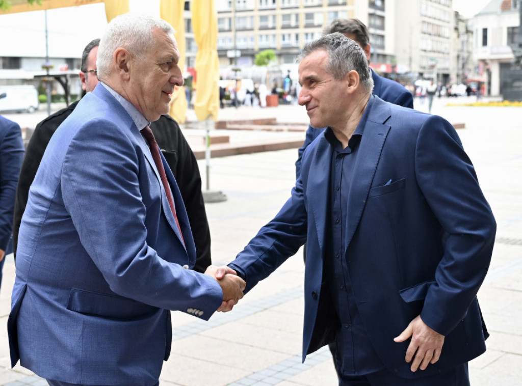 Ministar Balint posetio Fakultet srpskih studija u Nišu: Država čvrsto stoji uz ovaj fakultet