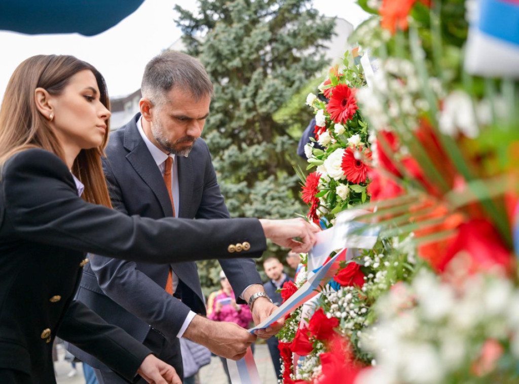 Delegacija Beograda na dan Banjaluke odala poštu palim borcima za oslobođenje grada