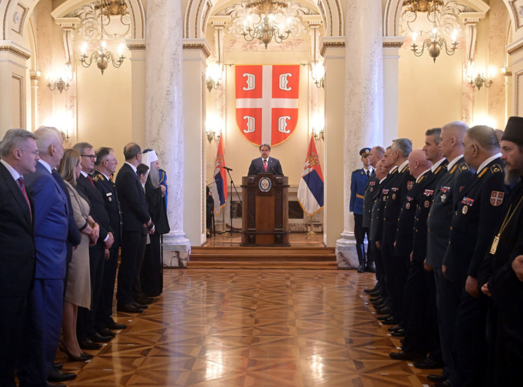 Gasic, Mojsilovic host Serbian Armed Forces Day reception